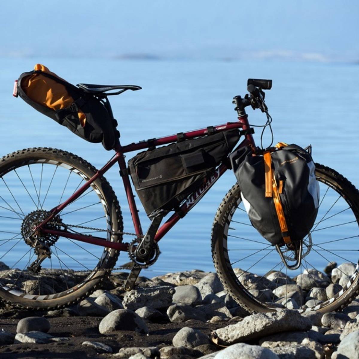 Blackburn Outpost Rammebag Medium
