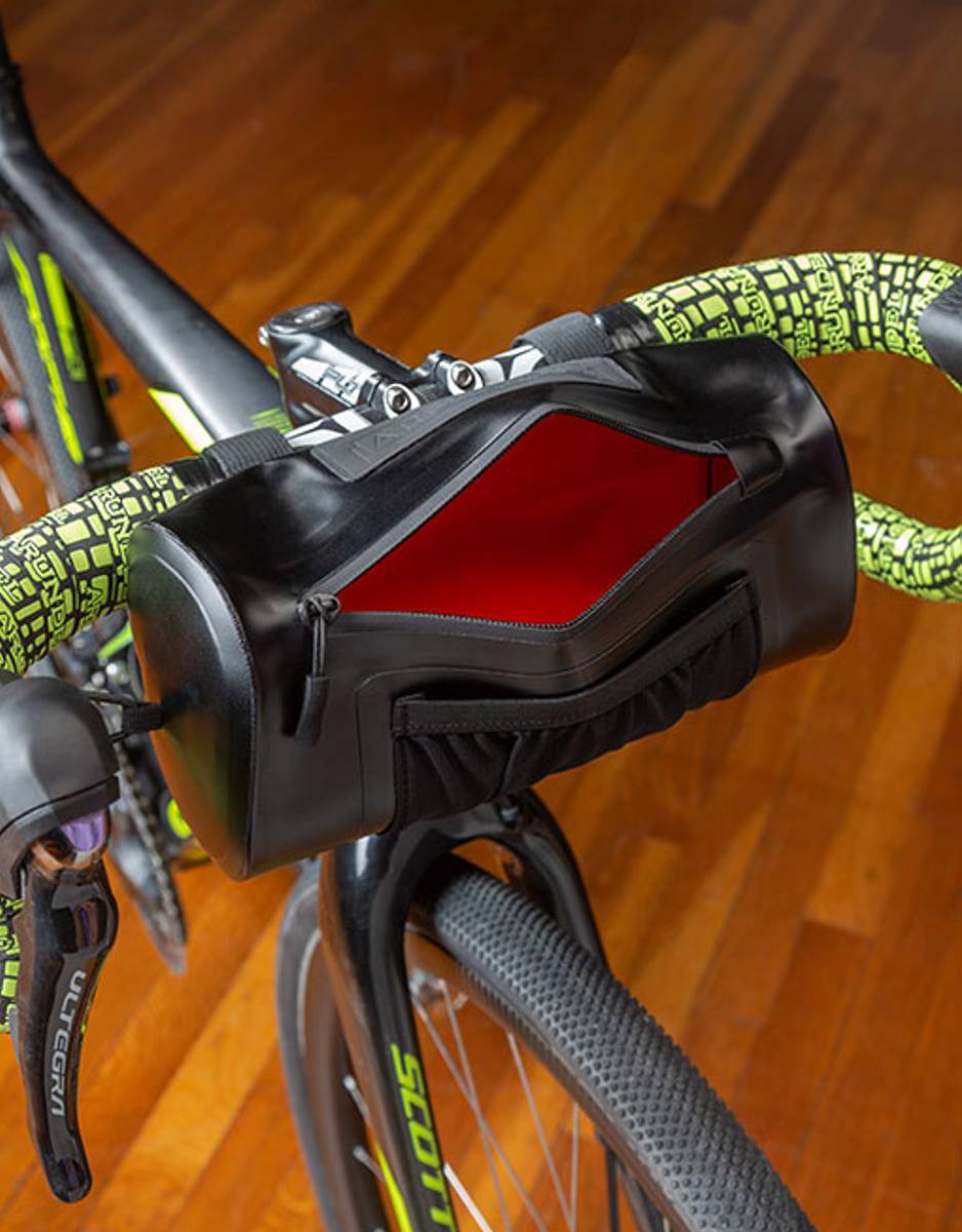 Arundel Handlebar Czar